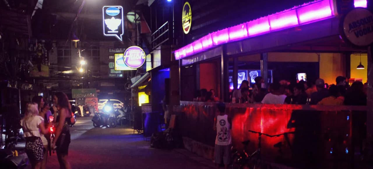 Koh Samui Nightlife Guide (What It’s Really Like)